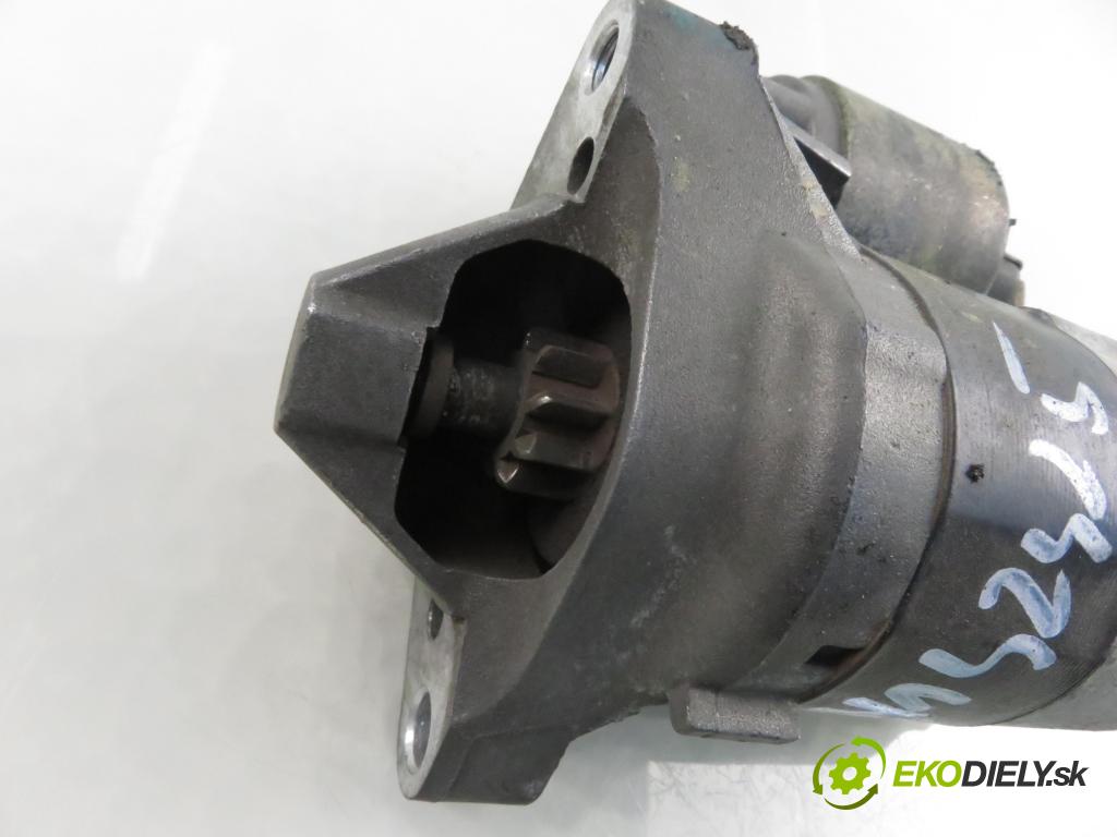 RENAULT CLIO II (BB_, CB_) HB 2003 55,00 1.2 16V 75 - D4F 712 1149,00 startér  (Startér)