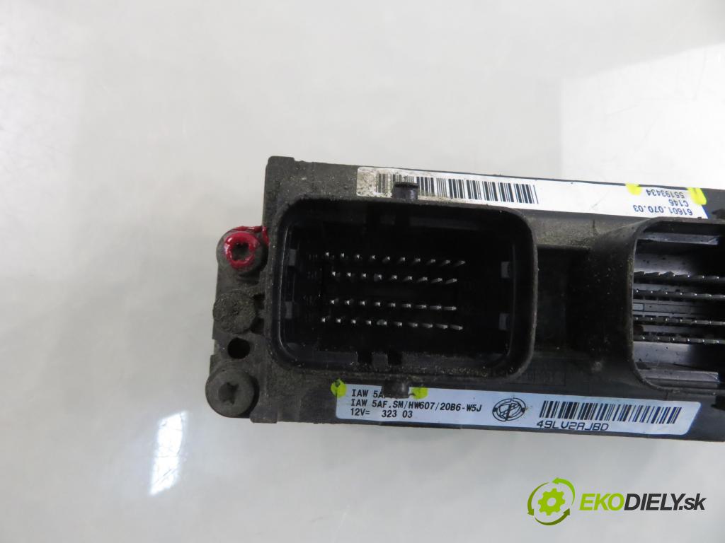 FIAT PANDA (169_) HB 2004 40,00 1.1 54 - 187 A1.000 1108,00 Riadiaca jednotka Motor IAW5AFSM ; 55193434