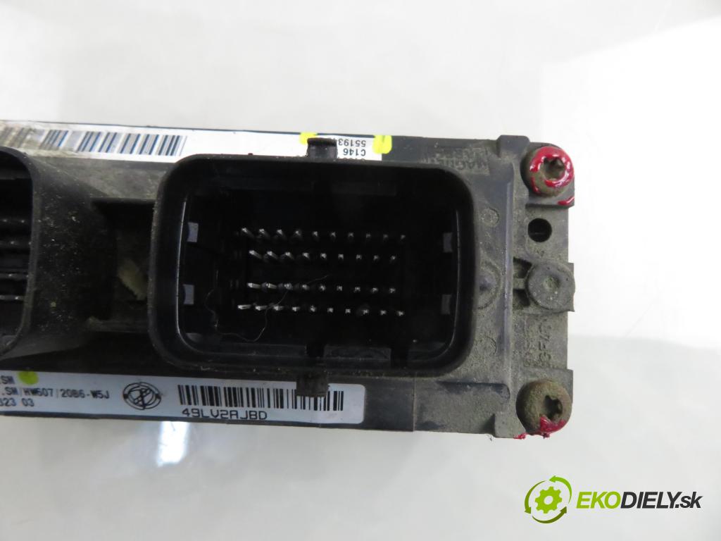 FIAT PANDA (169_) HB 2004 40,00 1.1 54 - 187 A1.000 1108,00 Riadiaca jednotka Motor IAW5AFSM ; 55193434
