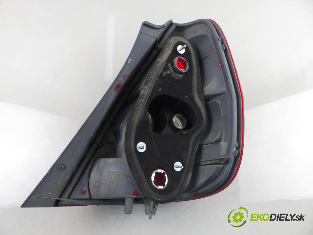 HONDA JAZZ II (GD_, GE3, GE2) HB 2007 57,00 1.2 i-DSI (GD5, GE2) - L12A4 1243,00 Svetlo ľavé zadné