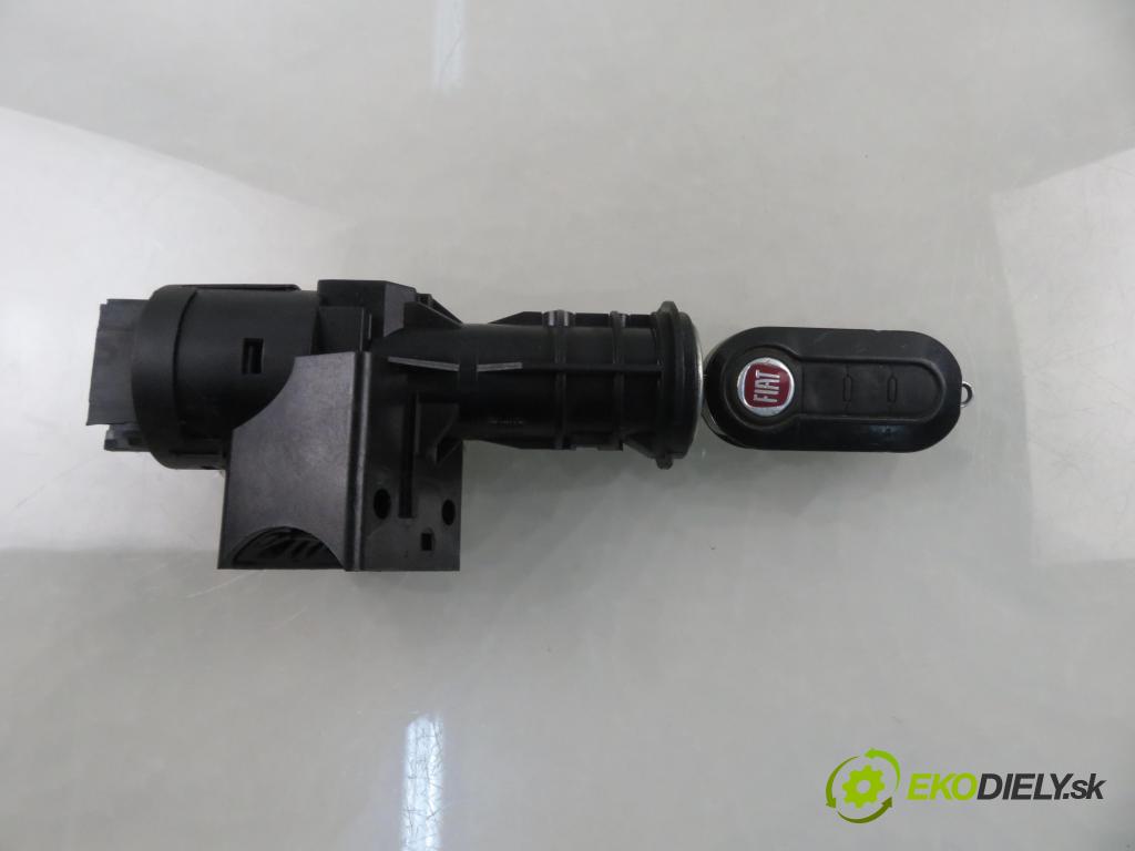 FIAT PANDA (312_, 319_) HB 2014 51,00 1.2 - 169 A4.000 1242,00 spinačka 00518006280 (Spínacia skrinka)