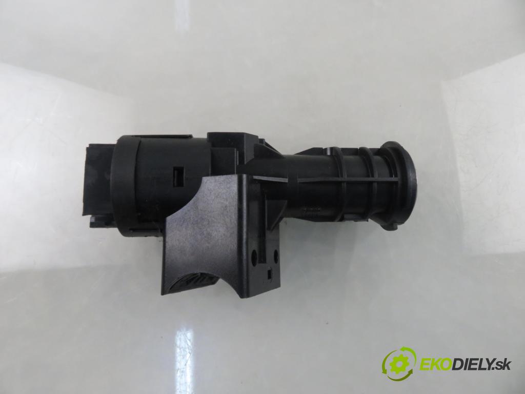 FIAT PANDA (312_, 319_) HB 2014 51,00 1.2 - 169 A4.000 1242,00 spinačka 00518006280 (Spínacia skrinka)