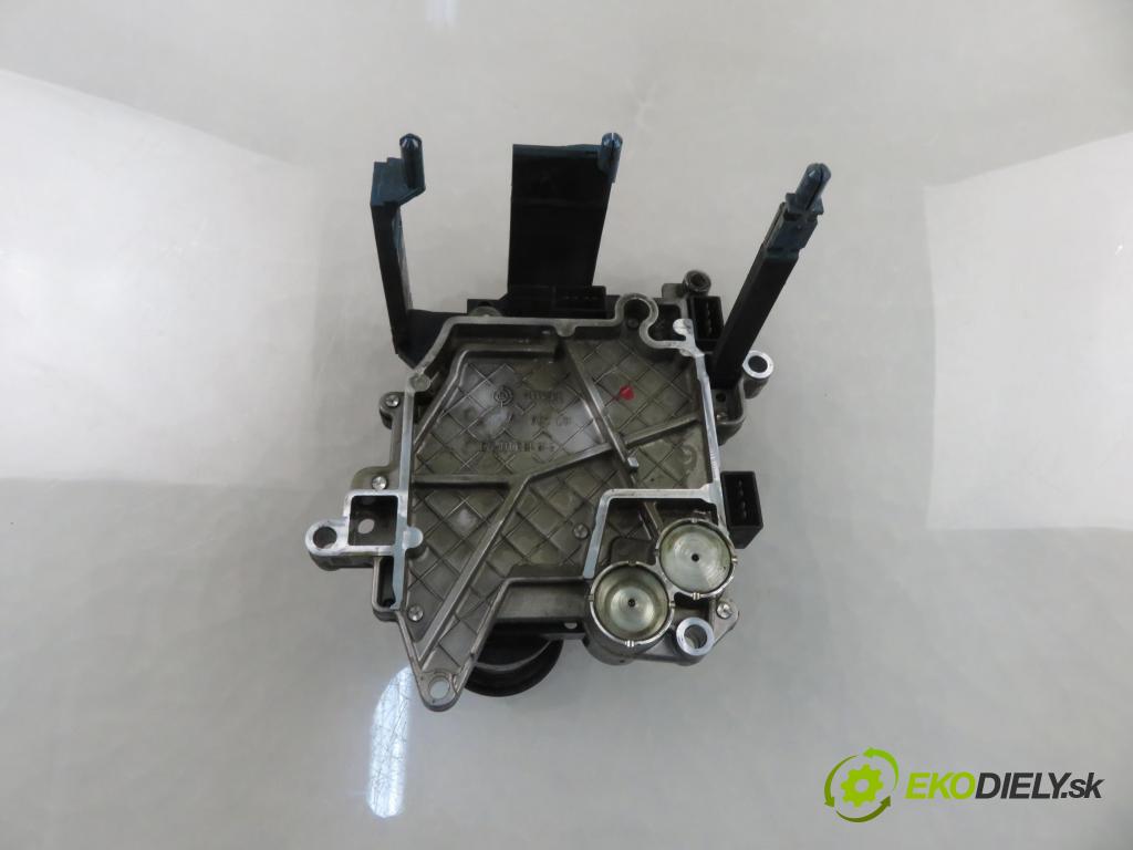 AUDI A4 Avant (8E5, B6) KOMBI 2003 96,00 1.9 TDI PD 130 - AVF 1896,00 Riadiaca jednotka prevodovky 01J927156HT