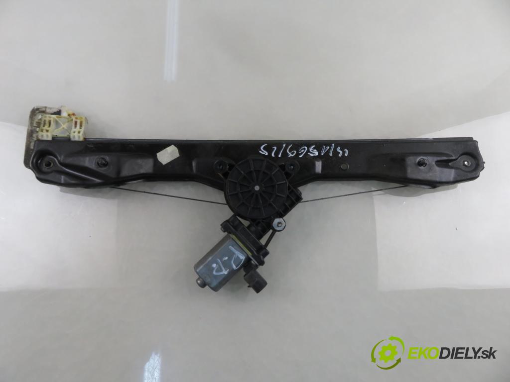 FIAT PANDA (312_, 319_) HB 2014 51,00 1.2 - 169 A4.000 1242,00 Mechanizmus okien 51983616