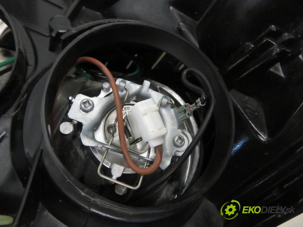 FORD FOCUS II (DA_, HCP) HB 2009 85,00 1.8 TDCi 115 - KKDA 1753,00 Svetlo PP