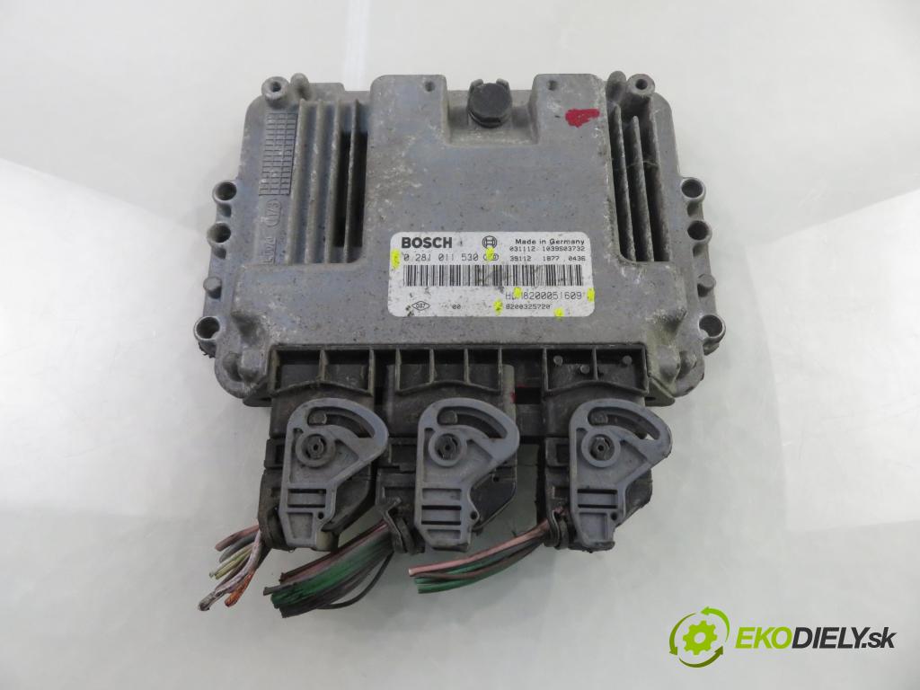 OPEL VIVARO A Skrzynia (X83) FURGON 2003 60,00 1.9 DI 80 - F9Q 762 1870,00 Riadiaca jednotka Motor 8200051609 ; 8200325720 ; 0281011530