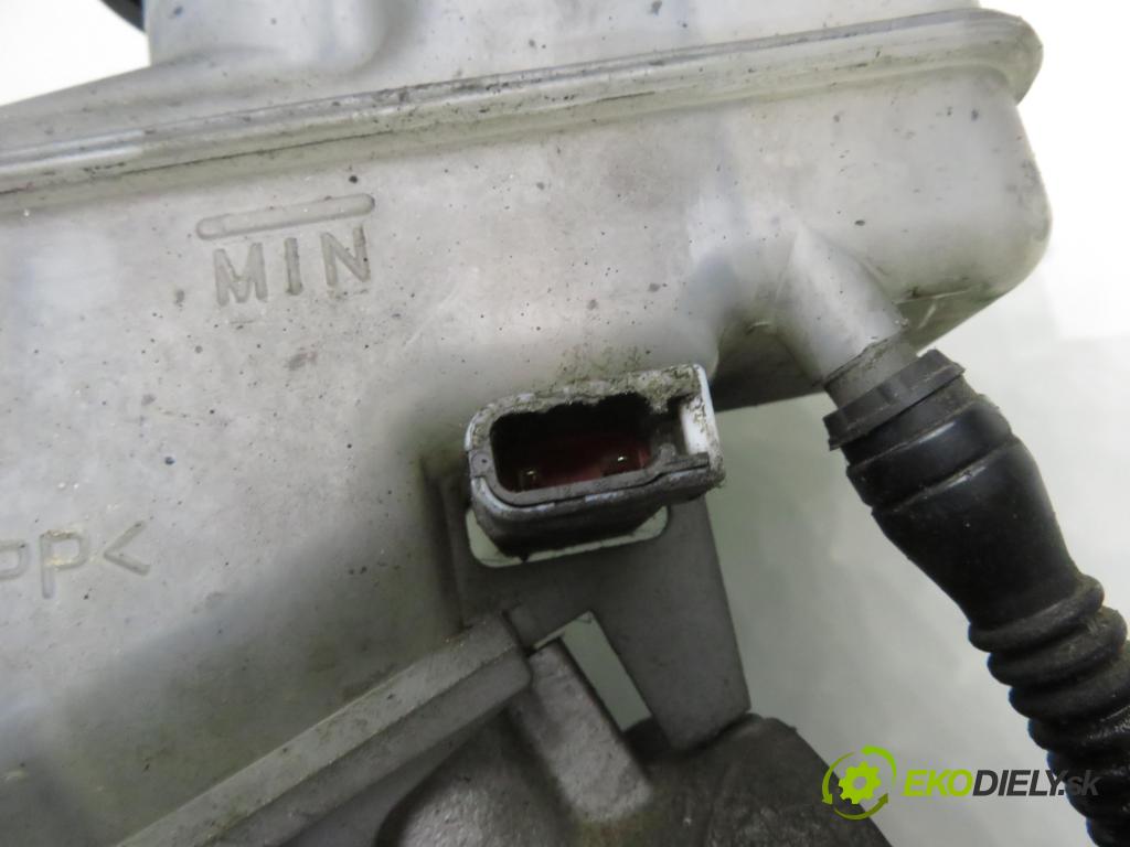 SUZUKI GRAND VITARA II (JT, TE, TD) SUV 2007 95,00 1.9 DDiS 129 4x4 - F9Q 264 1870,00 posilovač 0204023155 ; 760465J0 (Servočerpadlo)