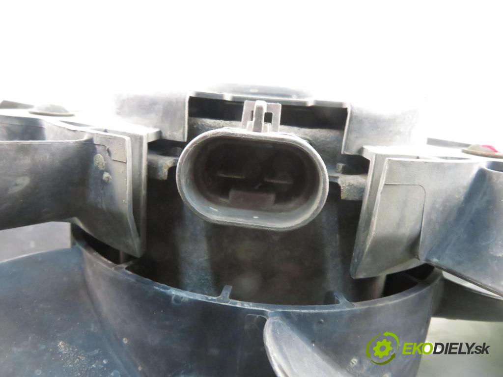 FORD FIESTA VI (CB1,CCN) HB 2009 44,00 1.25 - STJA 1242,00 Ventilátor chladič klíma/voda 8V518C607AF