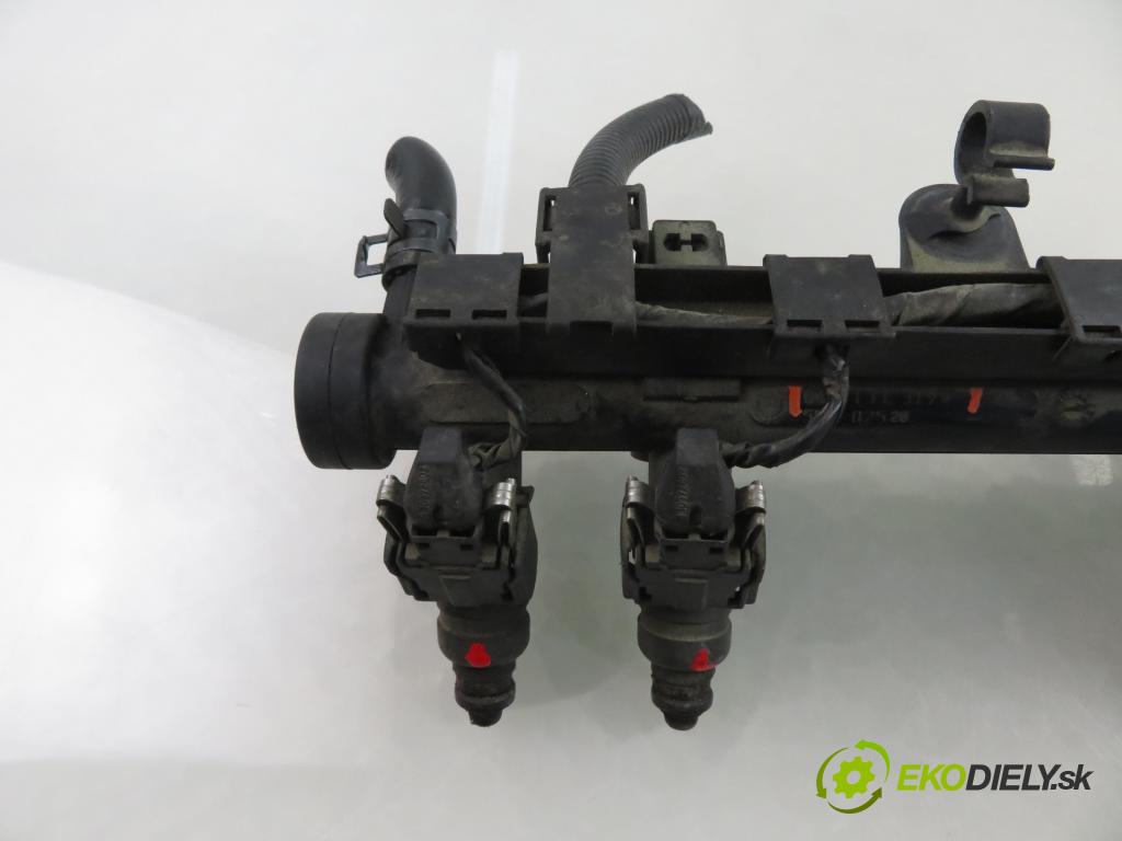 SKODA FABIA I (6Y2) HB 2000 50,00 1.4 - ATZ 1397,00 Lišta vstrekovacia 047133319Q (Vstrekovacia lišta)