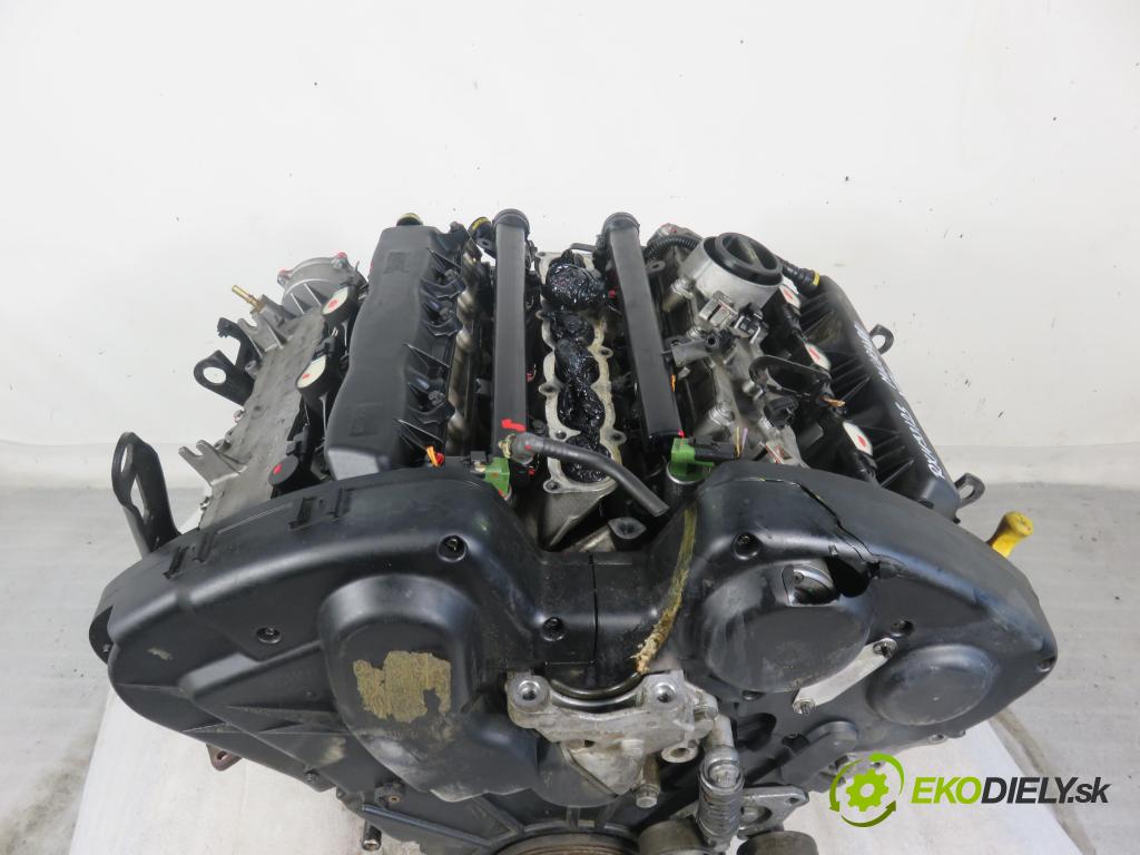 CITROEN C5 III (RD_) SEDAN 2008 155,00 3.0 V6 211 - XFV (ES9A) 2946,00 motor BENZÍN XFV ; ES9A