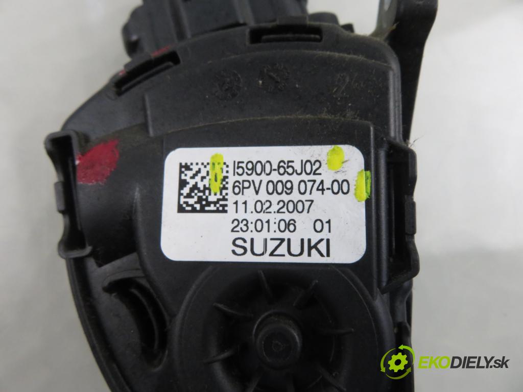 SUZUKI GRAND VITARA II (JT, TE, TD) SUV 2007 95,00 1.9 DDiS 129 4x4 - F9Q 264 1870,00 Potenciometer plynu I590065J02 ; 6PV00907400 (Potenciometer plynového pedálu)