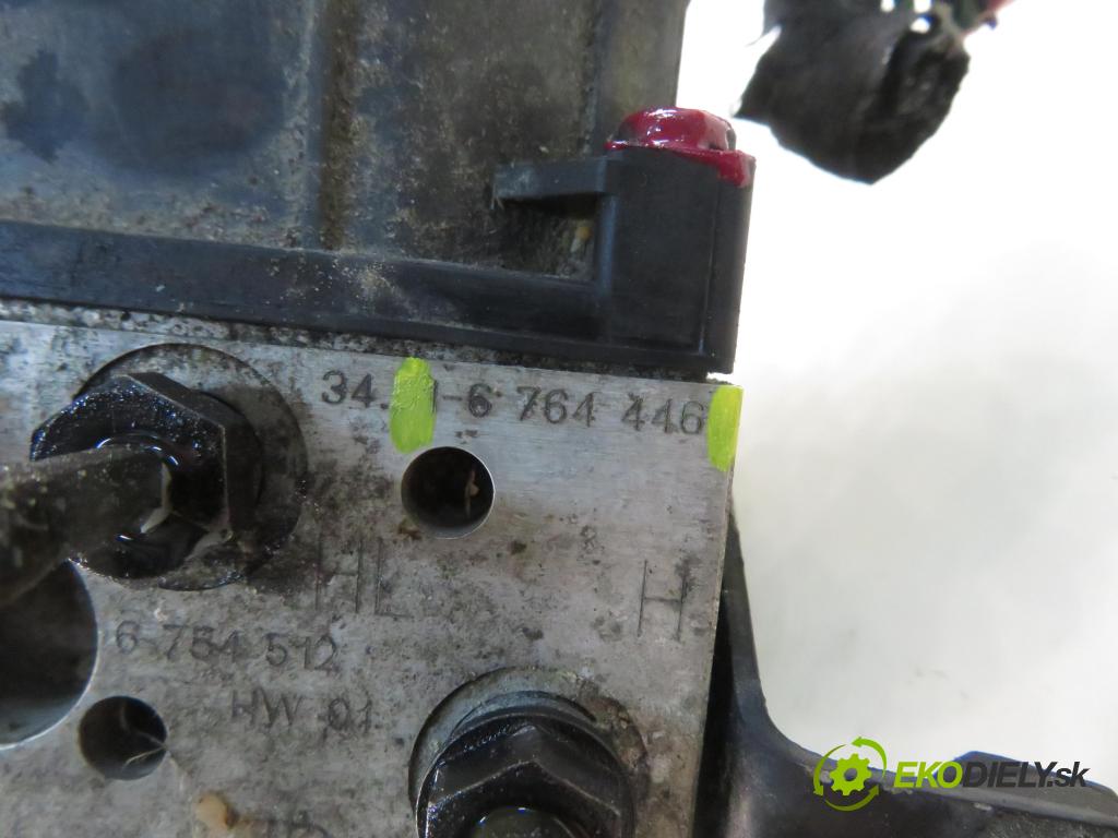 BMW 7 (E65, E66, E67) SEDAN 2003 190,00 740 d- M67 D39 (398D1) 3901,00 Pumpa ABS 0265950006 ; 6764446 ; 0265225007 (Pumpa ABS)