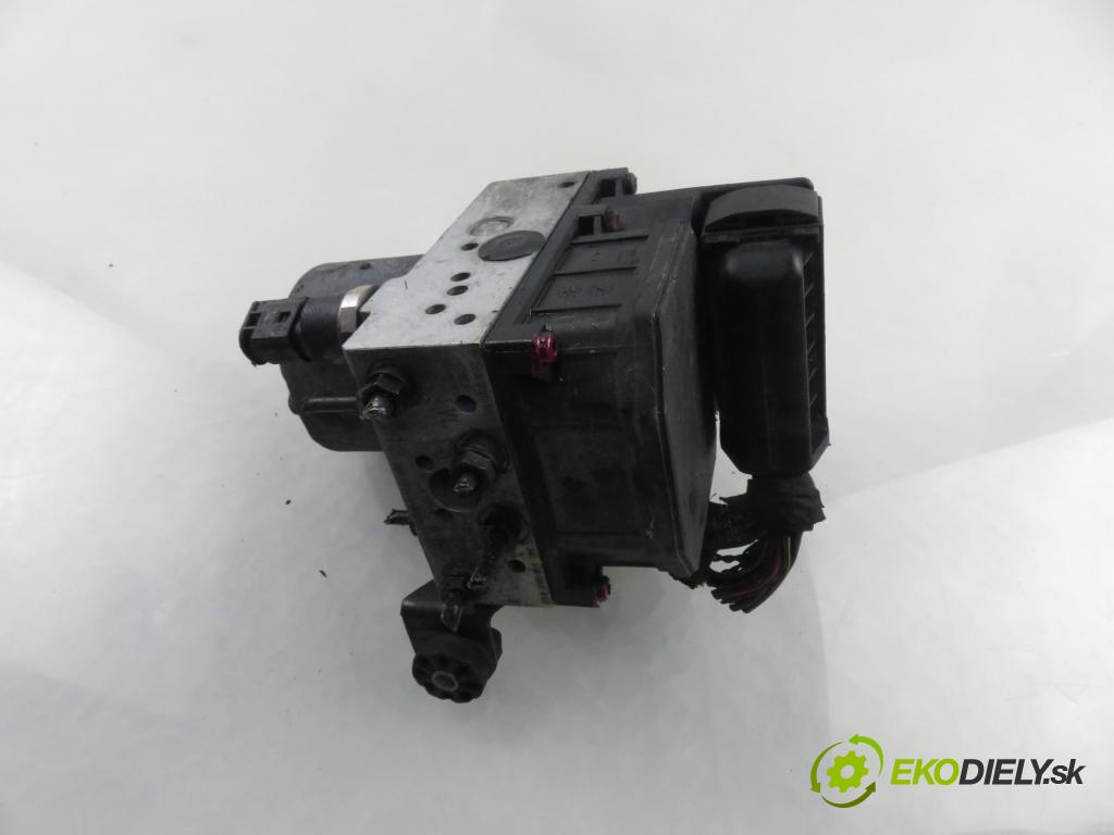 BMW 7 (E65, E66, E67) SEDAN 2003 190,00 740 d- M67 D39 (398D1) 3901,00 Pumpa ABS 0265950006 ; 6764446 ; 0265225007 (Pumpa ABS)