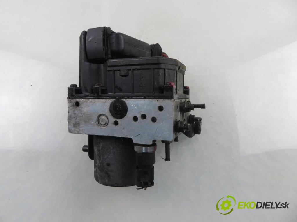 BMW 7 (E65, E66, E67) SEDAN 2003 190,00 740 d- M67 D39 (398D1) 3901,00 Pumpa ABS 0265950006 ; 6764446 ; 0265225007 (Pumpa ABS)