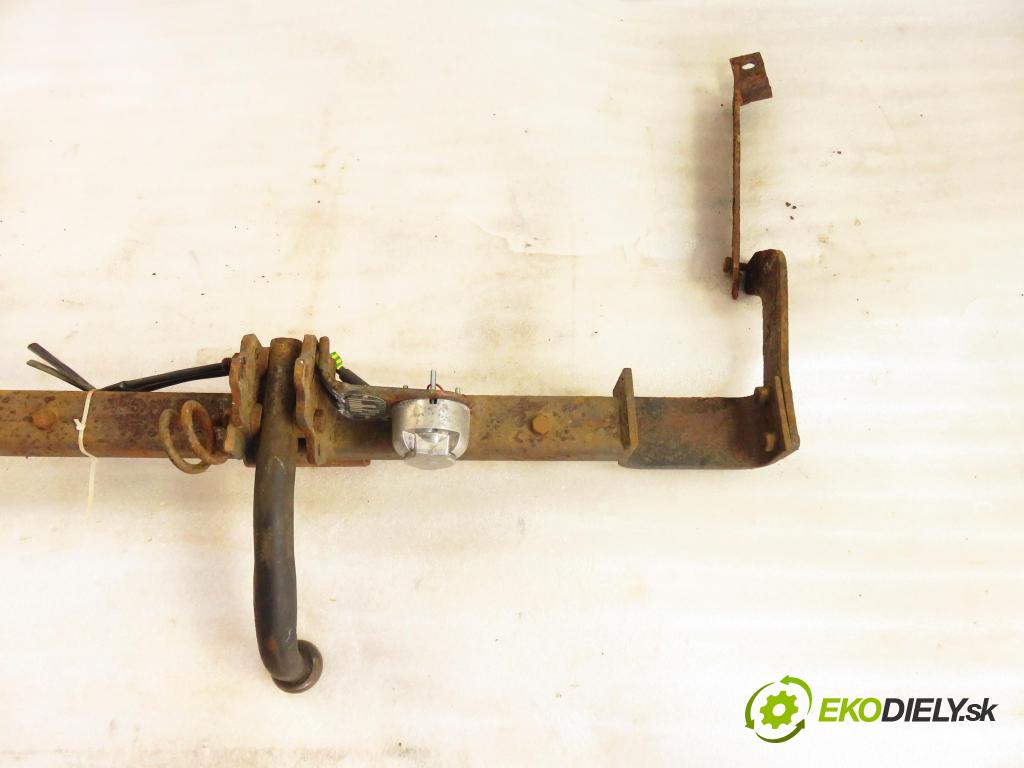 CITROEN XSARA (N1) HB 2004 66,00 2.0 HDi 90 - RHY (DW10TD) 1997,00 Hák 2873 ; 10094