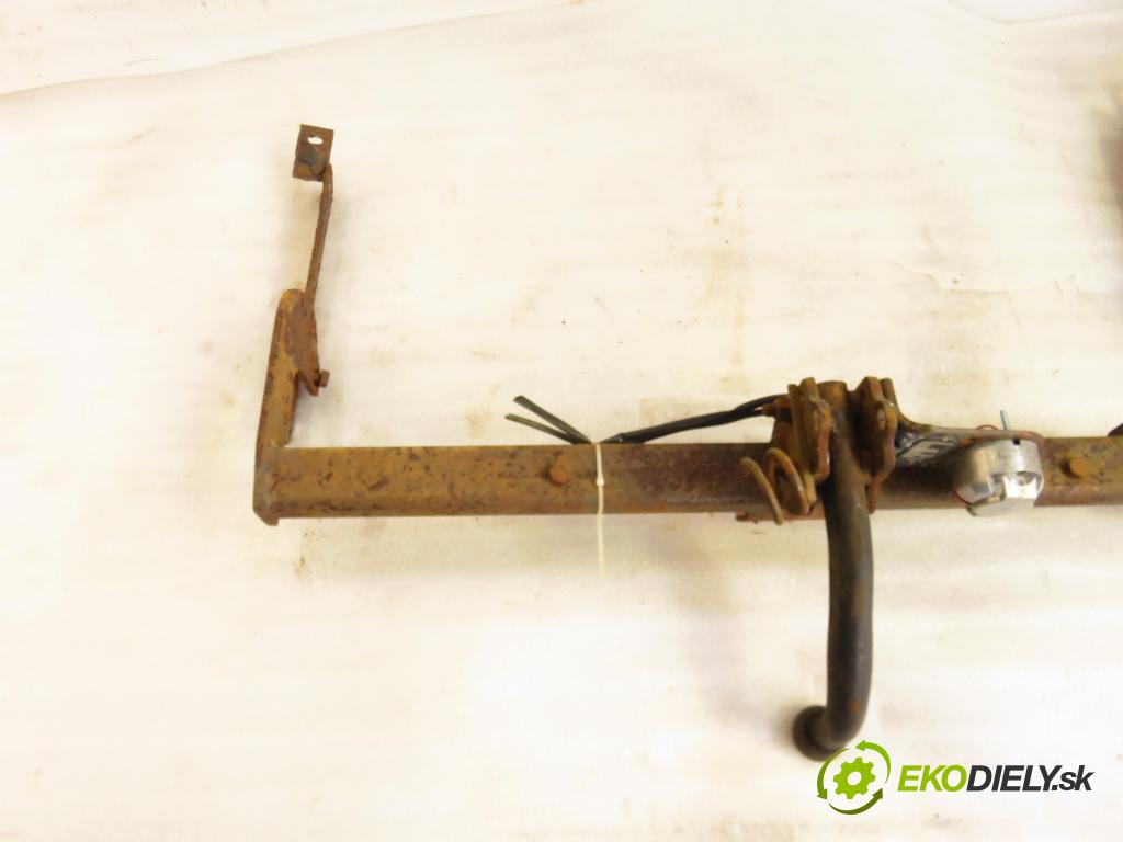 CITROEN XSARA (N1) HB 2004 66,00 2.0 HDi 90 - RHY (DW10TD) 1997,00 Hák 2873 ; 10094