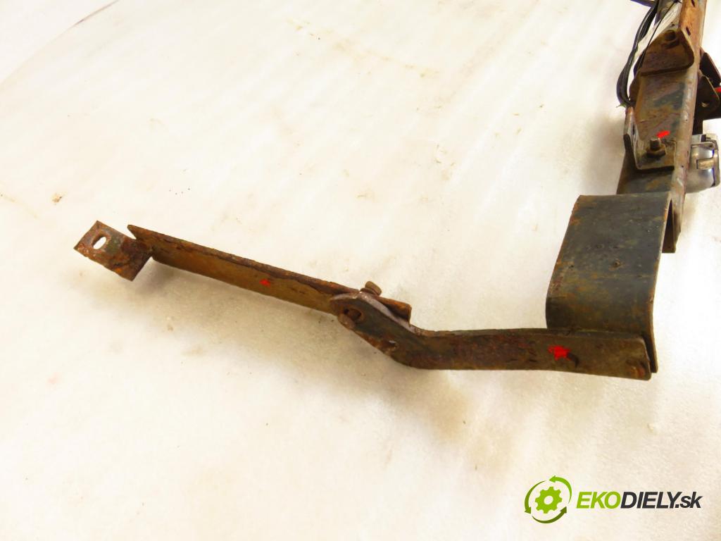 CITROEN XSARA (N1) HB 2004 66,00 2.0 HDi 90 - RHY (DW10TD) 1997,00 Hák 2873 ; 10094