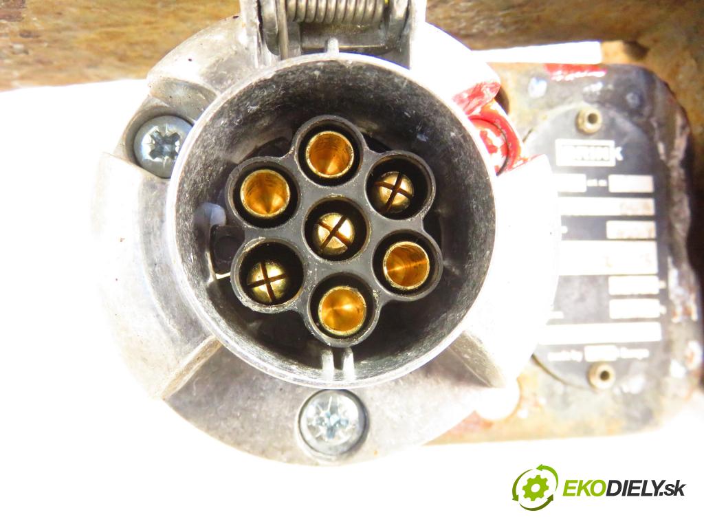 CITROEN XSARA (N1) HB 2004 66,00 2.0 HDi 90 - RHY (DW10TD) 1997,00 Hák 2873 ; 10094