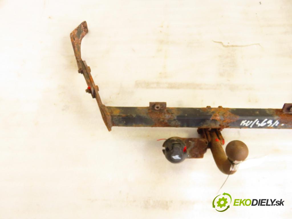 PEUGEOT PARTNER Combispace (5F) KOMBIVAN 2006 66,00 1.6 HDi 90 - 9HX 1560,00 Hák