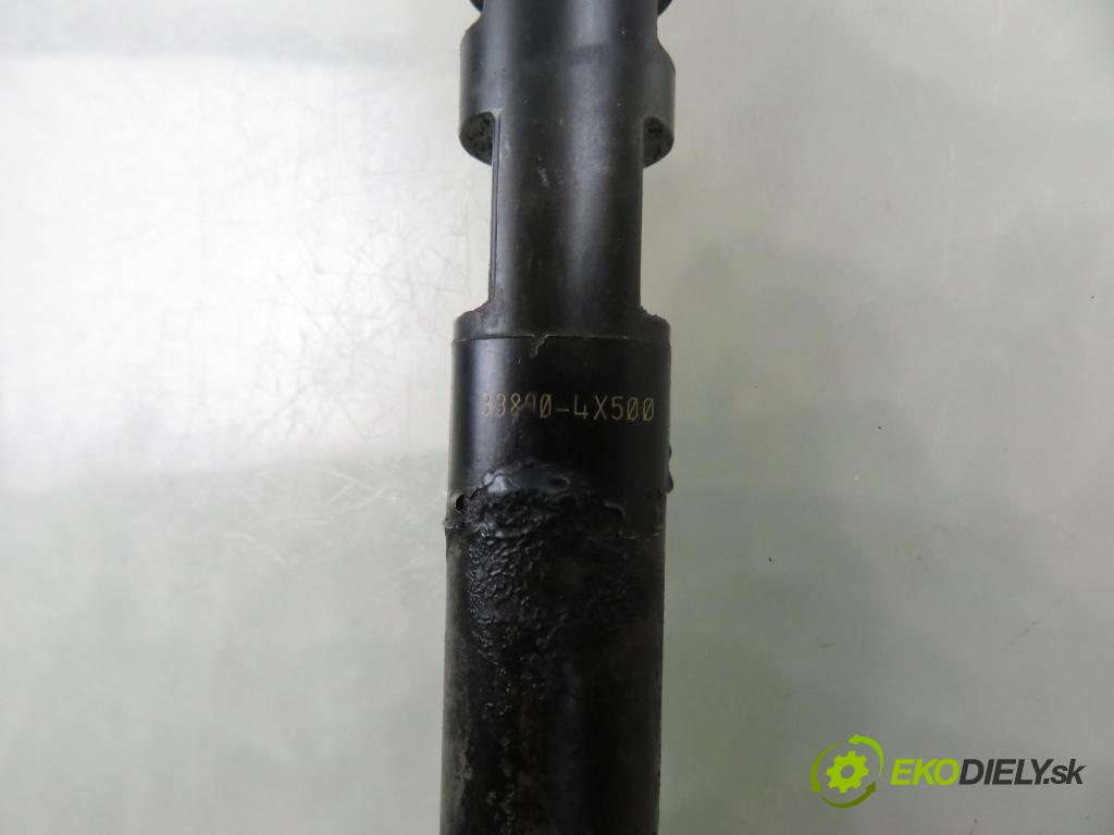 KIA CARNIVAL II (GQ) MINIVAN 2004 106,00 2.9 CRDi - J3 2902,00 vstrekovač EJBR02301Z ; 338004X500 (Vstrekovač paliva)