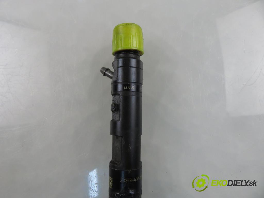 KIA CARNIVAL II (GQ) MINIVAN 2004 106,00 2.9 CRDi - J3 2902,00 vstrekovač EJBR02301Z ; 338004X500 (Vstrekovač paliva)