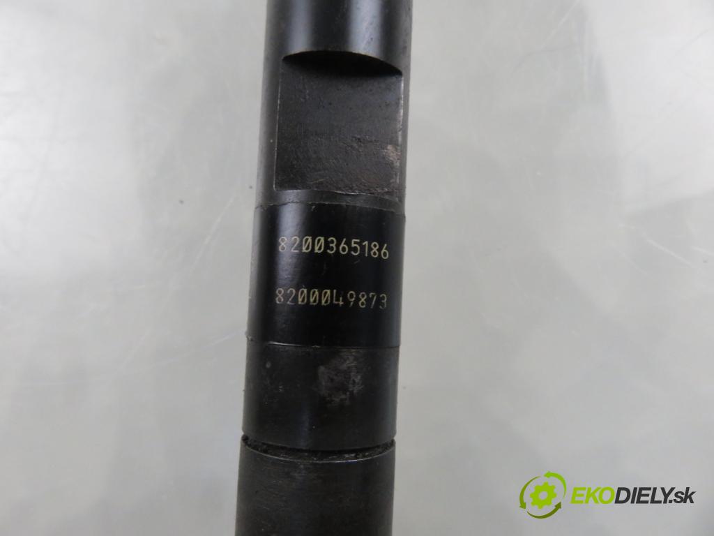 RENAULT KANGOO (KC0/1_) KOMBIVAN 2006 60,00 1.5 dCi 80 - K9K 702 1461,00 vstrekovač EJBR01801A ; 8200365186 ; 8200049873 (Vstrekovač paliva)