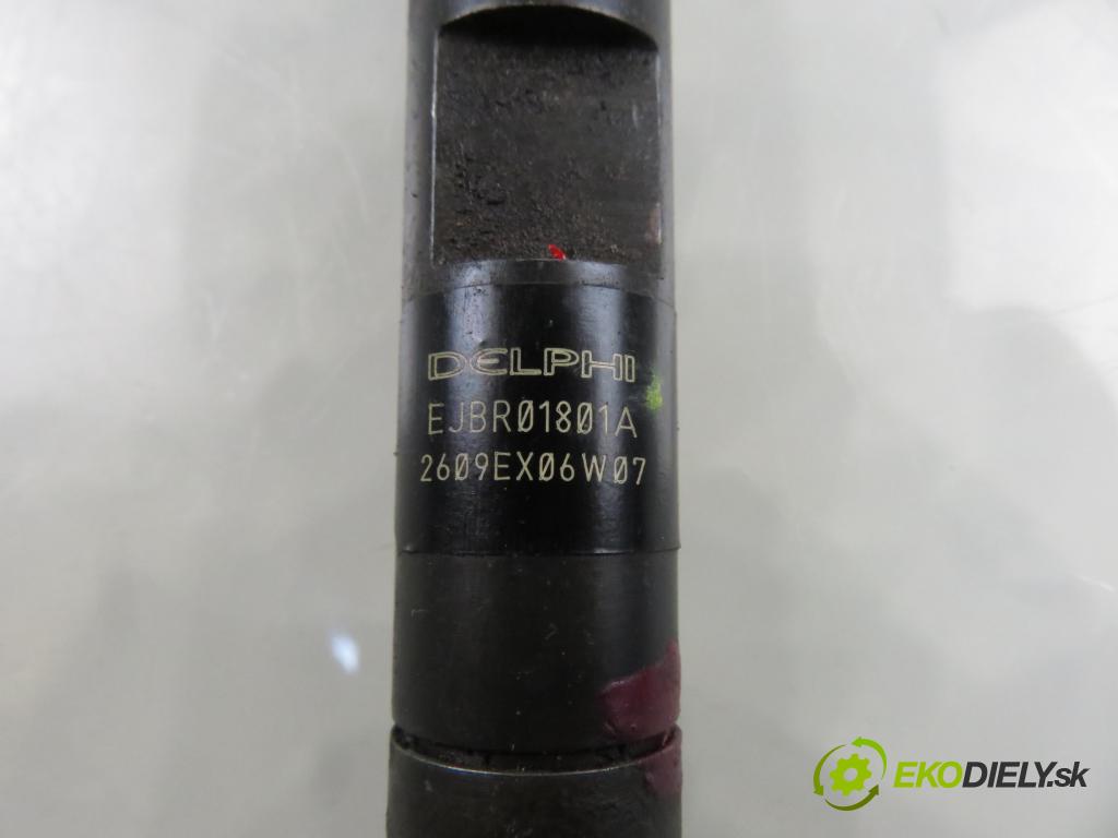 RENAULT KANGOO (KC0/1_) KOMBIVAN 2006 60,00 1.5 dCi 80 - K9K 702 1461,00 vstrekovač EJBR01801A ; 8200365186 ; 8200049873 (Vstrekovač paliva)