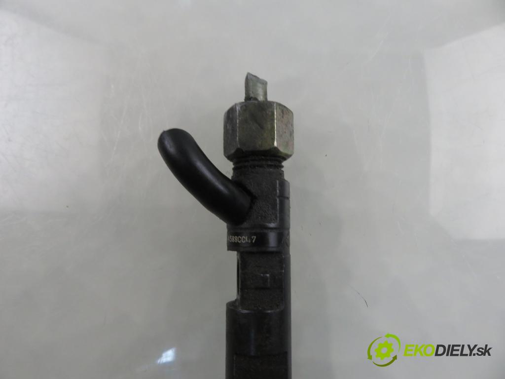 RENAULT KANGOO (KC0/1_) KOMBIVAN 2006 60,00 1.5 dCi 80 - K9K 702 1461,00 vstrekovač EJBR01801A ; 8200365186 ; 8200049873 (Vstrekovač paliva)