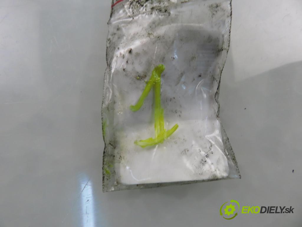 OPEL COMBO C FURGON 2007 55,00 1.3 CDTI 16V - Z 13 DTJ 1248,00 vstrekovač 0445110183 (Vstrekovač paliva)