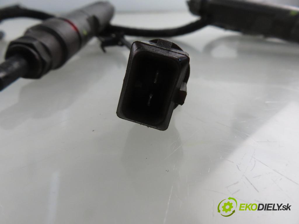 VW PASSAT B5 (3B2) SEDAN 1999 81,00 1.9 TDI - AVG 1896,00 vstřikovací ventily 028130201S ; 028130201T (Vstřikovací ventil)