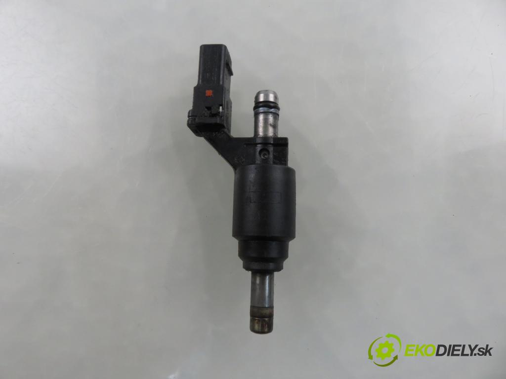 OPEL SIGNUM HB 2004 114,00 2.2 direct - Z 22 YH 2198,00 vstrekovač 24404012 (Vstrekovač paliva)