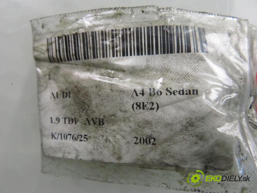 AUDI A4 (8E2, B6) SEDAN 2002 74,00 1.9 TDI PD 101 - AVB 1896,00 Vstrekovač 038130073AJ ; 0414720037 (Vstrekovač paliva)