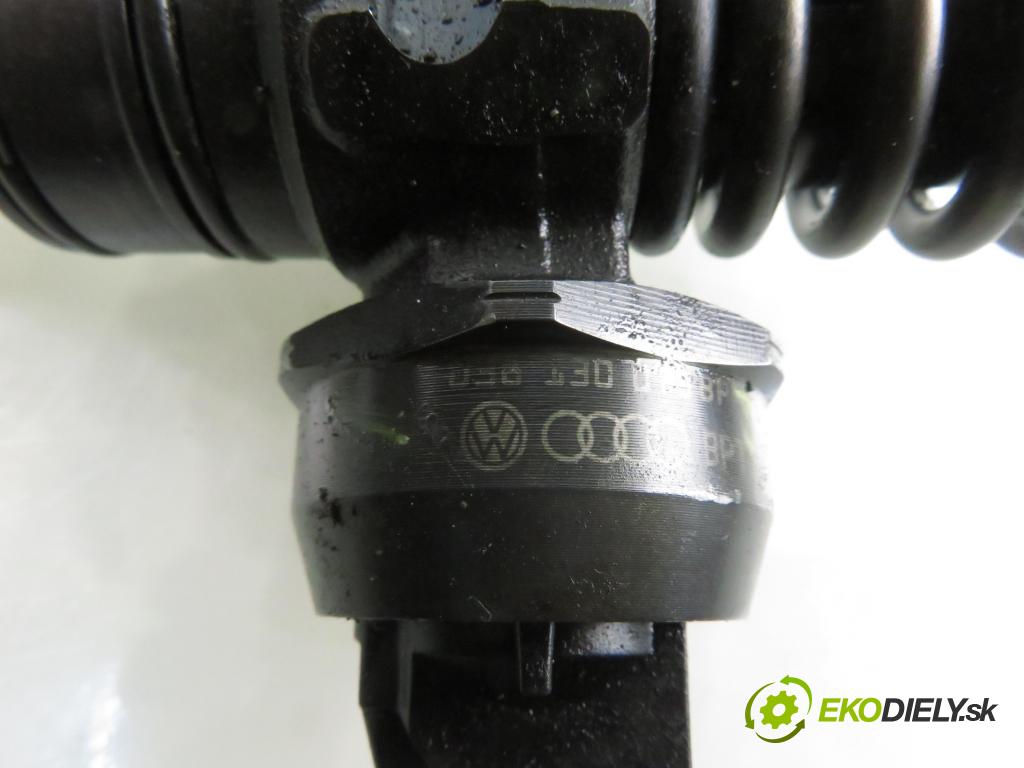 VW SHARAN (7M8, 7M9, 7M6) MINIVAN 2001 85,00 1.9 TDI PD 115 - AUY 1896,00 Vstrekovač 038130073BP ; 0414720314 (Vstrekovač paliva)