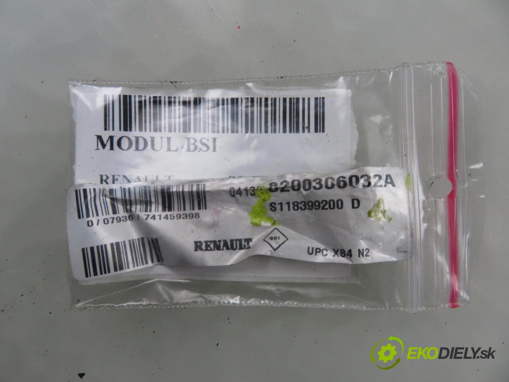 RENAULT SCENIC II (JM0/1_) MINIVAN 2004 99,00 2.0 135 - F4R 770 1998,00 MODUL BSI S118399200D ; 8200306032A