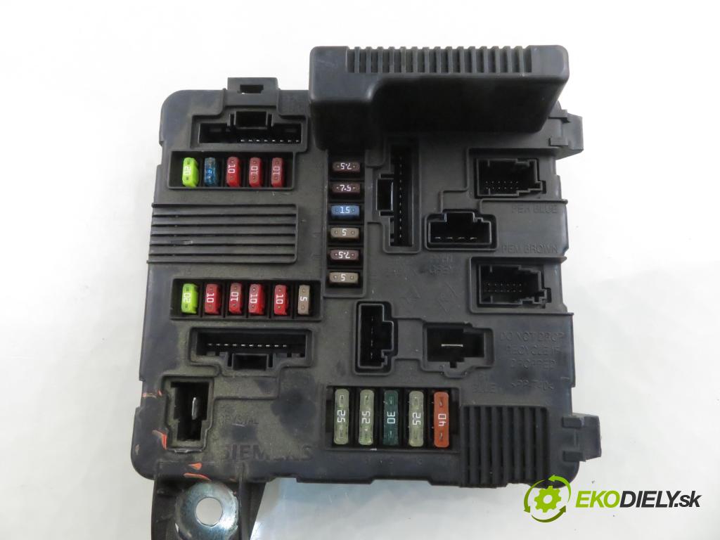 RENAULT SCENIC II (JM0/1_) MINIVAN 2004 99,00 2.0 135 - F4R 770 1998,00 MODUL BSI S118399200D ; 8200306032A