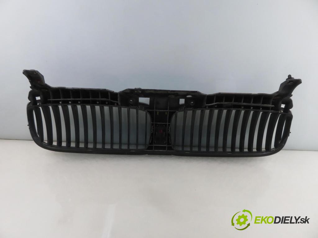 BMW 7 (E65, E66, E67) SEDAN 2003 190,00 740 d- M67 D39 (398D1) 3901,00 Mriežka / maska 7037727
