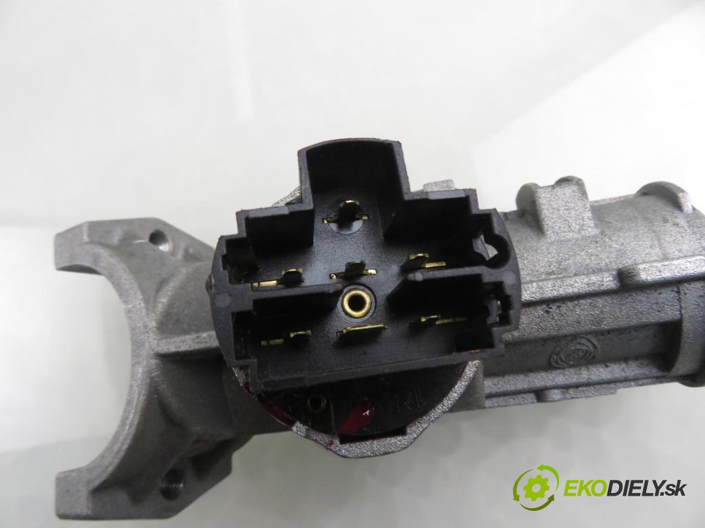 FIAT DUCATO Skrzynia (244_) BUS 2002 81,00 2.3 JTD - F1AE0481C 2286,00 spinačka 01099001 (Spínacia skrinka)