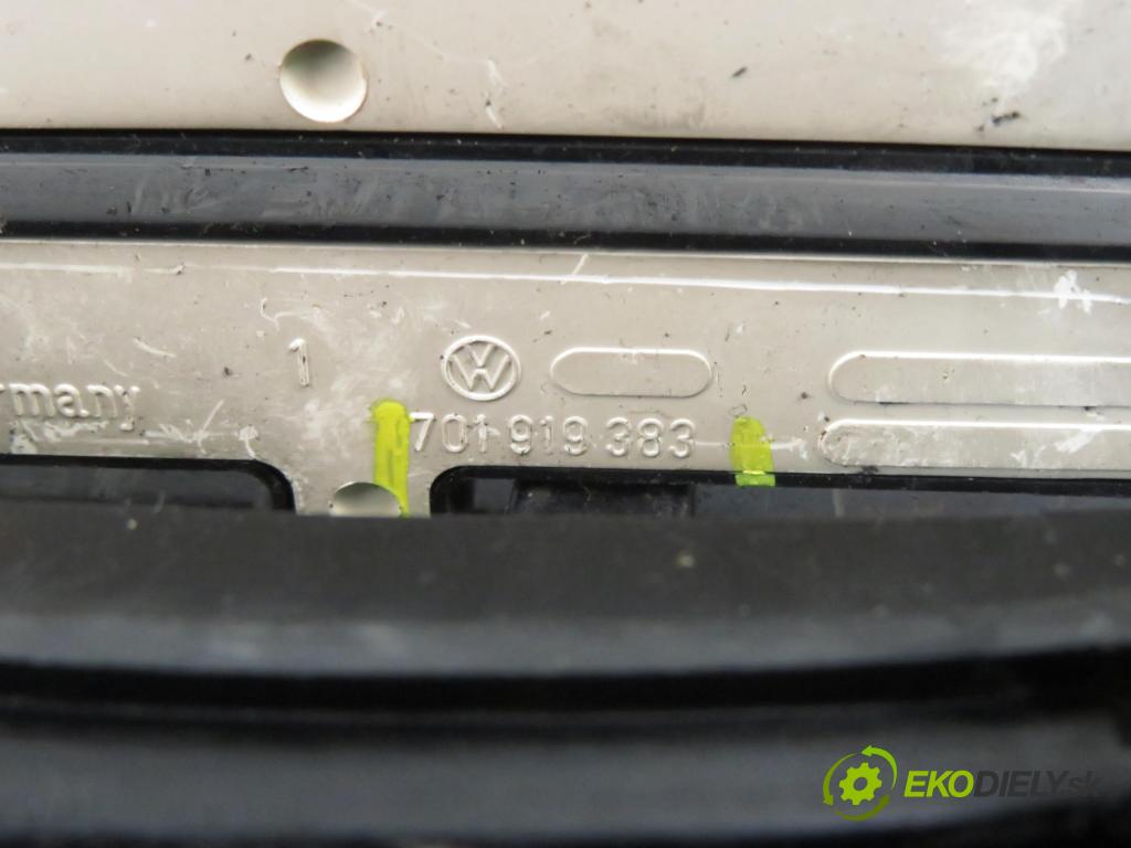 VW TRANSPORTER IV Autobus (70XB, 70XC, 7DB, 7DW, 7DK) BUS 1995 50,00 1.9 TD - ABL 1896,00 Panel kúrenia 701919383