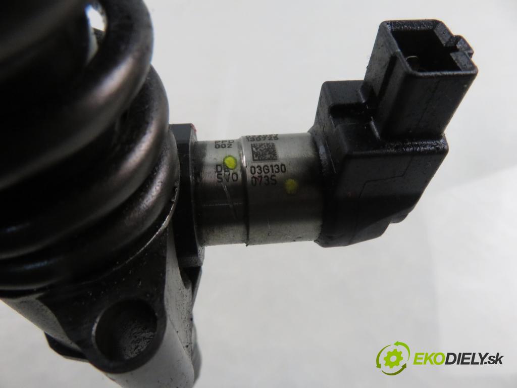 VW PASSAT B6 (3C2) SEDAN 2006 88,00 2.0 TDI - BWV 1968,00 vstříkovač 03G130073S (Vstřikovač paliva)