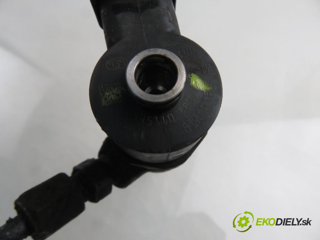 OPEL COMBO C FURGON 2007 55,00 1.3 CDTI 16V - Z 13 DTJ 1248,00 vstrekovač 0445110183 (Vstrekovač paliva)