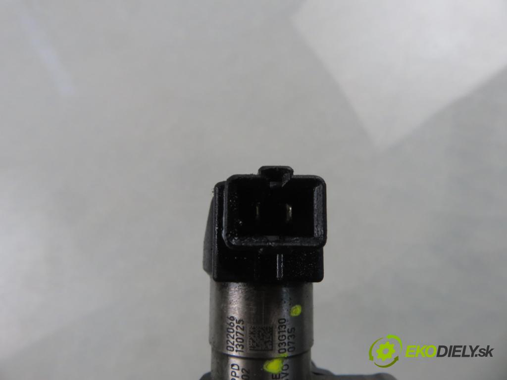 VW PASSAT B6 (3C2) SEDAN 2006 88,00 2.0 TDI - BWV 1968,00 vstříkovač 03G130073S (Vstřikovač paliva)