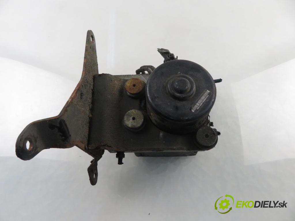 RENAULT MASTER II Skrzynia (FD) FURGON 1999 84,00 2.8 dTI - S9W 702 2799,00 Pumpa ABS 10094614013 ; 10020400764 ; 7700302426 (Pumpa ABS)