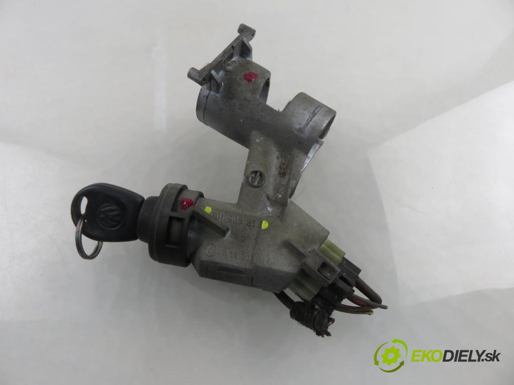 VW TRANSPORTER IV Autobus (70XB, 70XC, 7DB, 7DW, 7DK) BUS 1995 50,00 1.9 TD - ABL 1896,00 spinačka 701905851 (Spínacia skrinka)