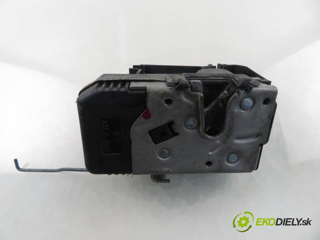 RENAULT TRAFIC II Autobus (JL) BUS 2005 74,00 1.9 dCI 100 (JL0C) - F9Q 760 1870,00 zámok 8200008246 ; 91166237