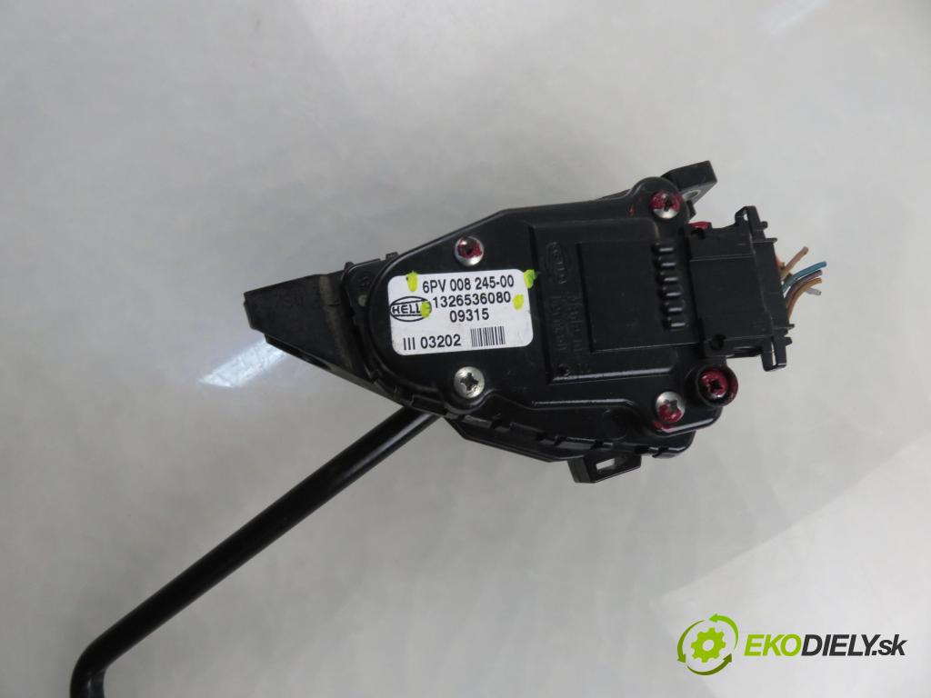 FIAT DUCATO Skrzynia (244_) BUS 2002 81,00 2.3 JTD - F1AE0481C 2286,00 Potenciometer plynu 1326536080 ; 6PV00245008 (Potenciometer plynového pedálu)