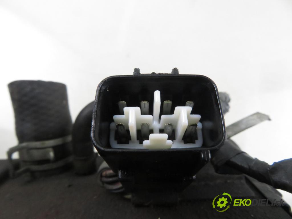 TOYOTA COROLLA (_E12_) HB 2003 85,00 2.0 D-4D 116 (CDE120R_, CDE120L_) - 1CD-FTV 1995,00 Webasto 25226102 ; D5WZ (Webasto (nezávislé kúrenie))