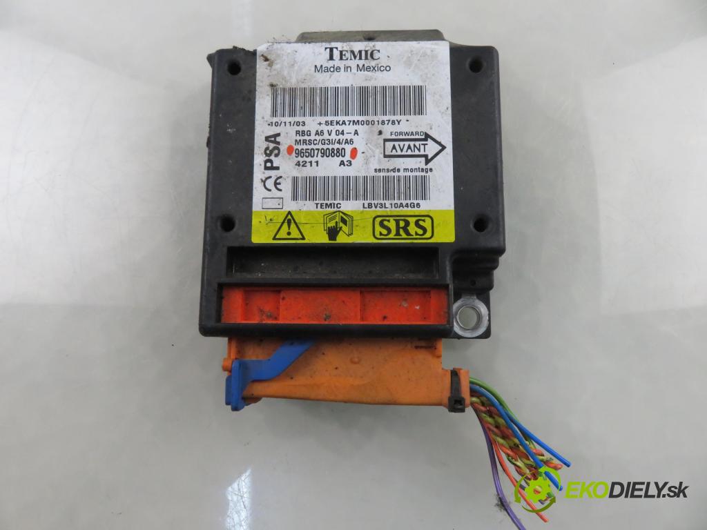 CITROEN C2 (JM_) HB 2002 52,00 1.4 HDi - 8HX (DV4TD) 1398,00 MODUL air BAG 9650790880