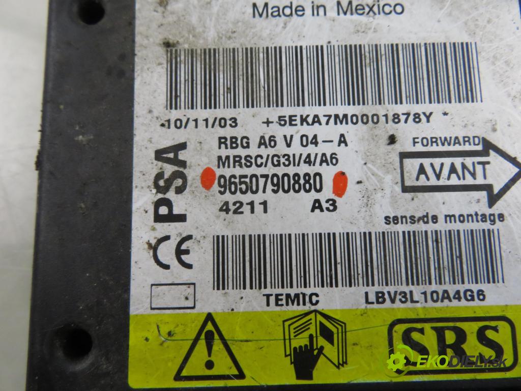CITROEN C2 (JM_) HB 2002 52,00 1.4 HDi - 8HX (DV4TD) 1398,00 MODUL air BAG 9650790880