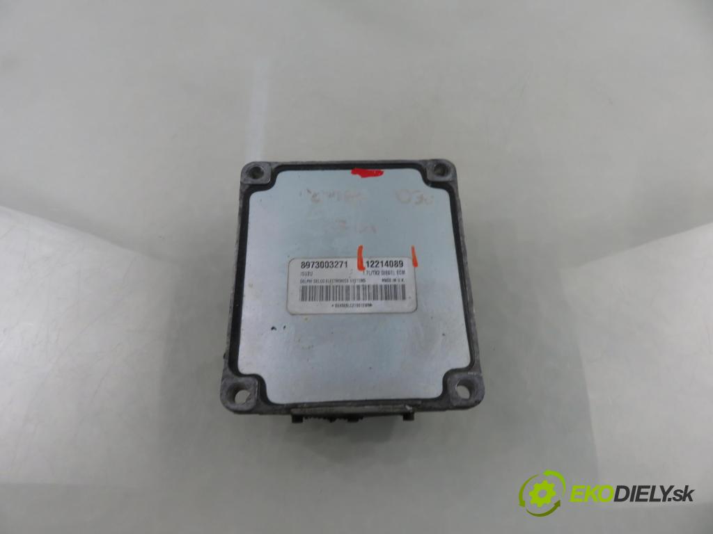 OPEL CORSA C (X01) HB 2002 55,00 1.7 DTI - Y 17 DT 1686,00 Riadiaca jednotka Motor 12214089
