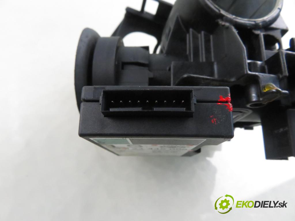 OPEL COMBO C KOMBIVAN 2003 62,00 1.6 8V 84 - Z 16 SE 1598,00 spinačka 24445098 ; 5WK4763 (Spínacia skrinka)